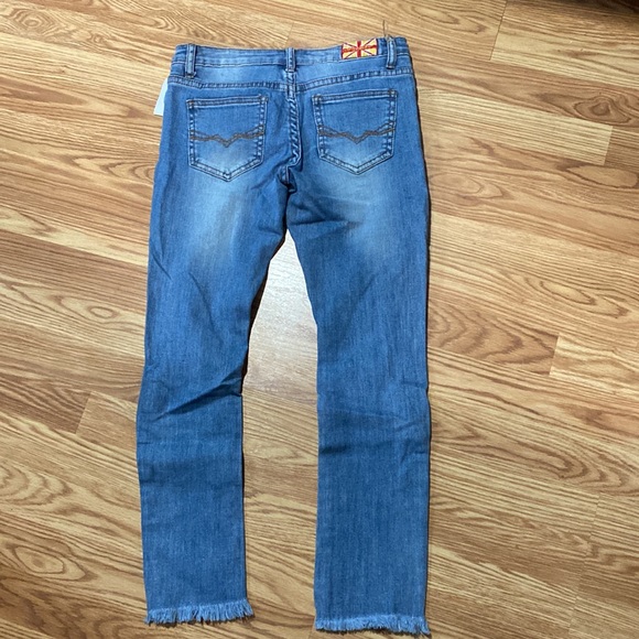 Woman’s jean’s size 1 - Picture 2 of 7